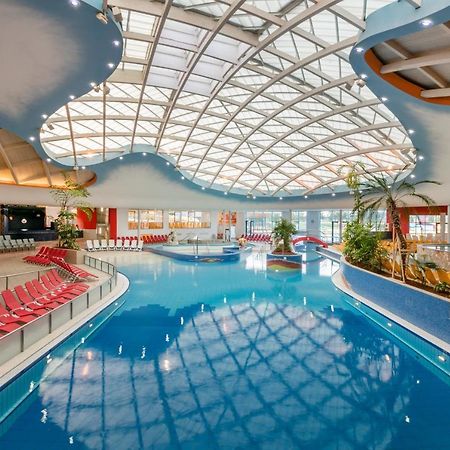 H2O Hotel-Therme-Resort, Fur Familien Mit Kindern Bad Waltersdorf Eksteriør bilde