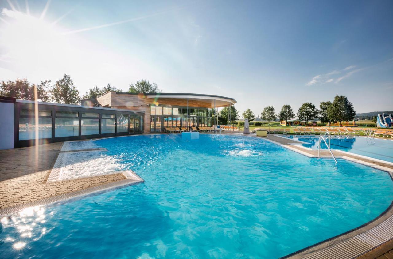 H2O Hotel-Therme-Resort, Fur Familien Mit Kindern Bad Waltersdorf Eksteriør bilde